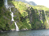 Vattenfall i Milford Sound