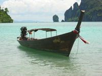 Båt vid Koh Phi Phi Don